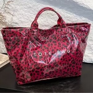 Elegant Red Leopard Print Tote Bag